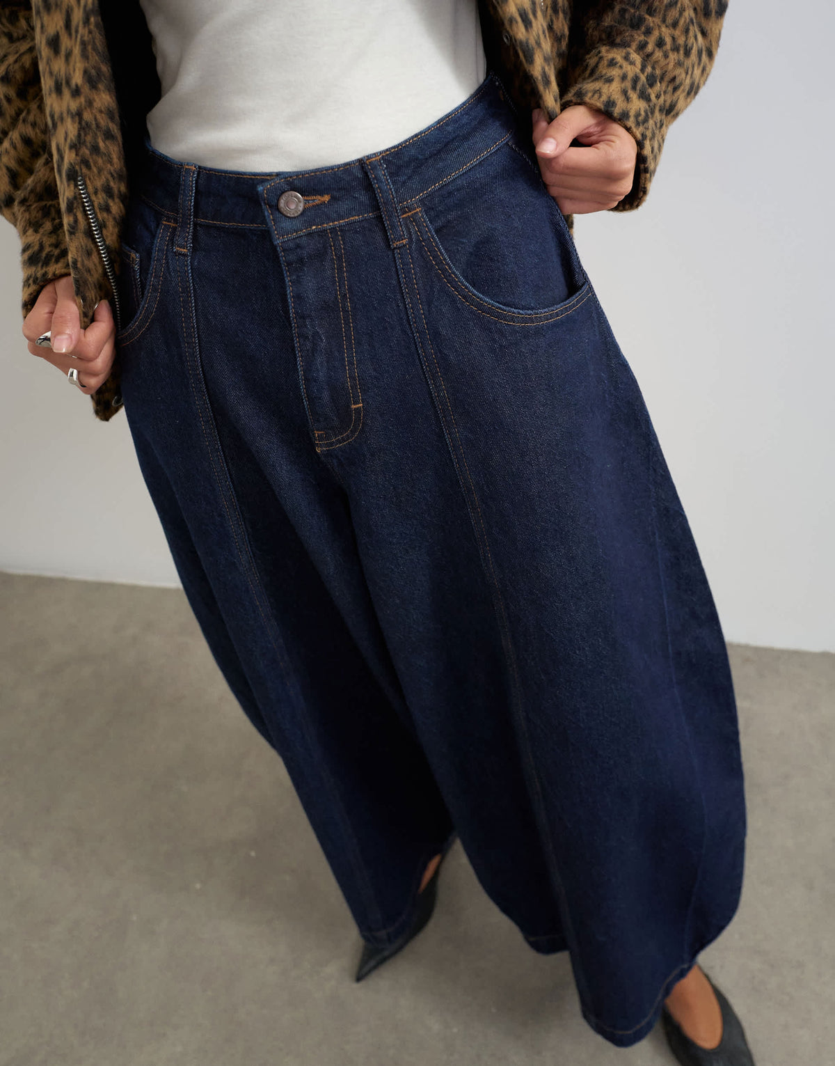 Topshop Harper baggy barrel jean in rinse wash