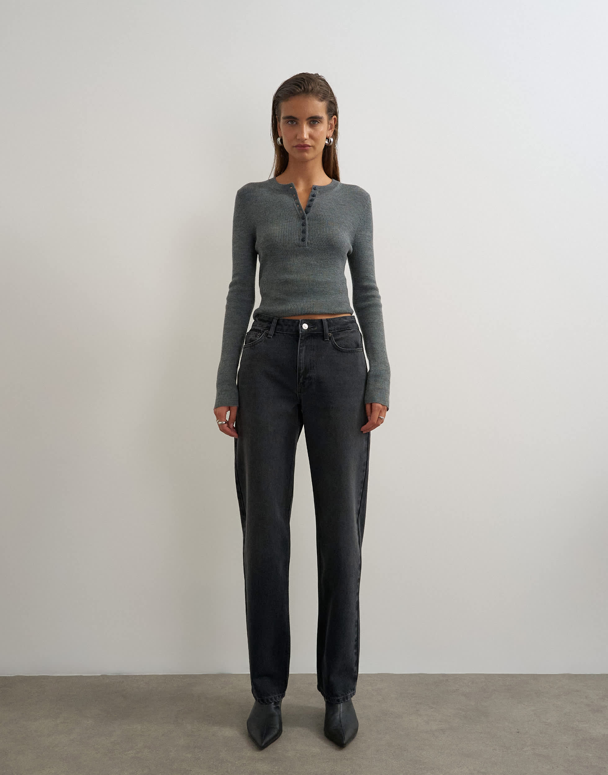 Topshop Vintage straight mid rise jean in washed black