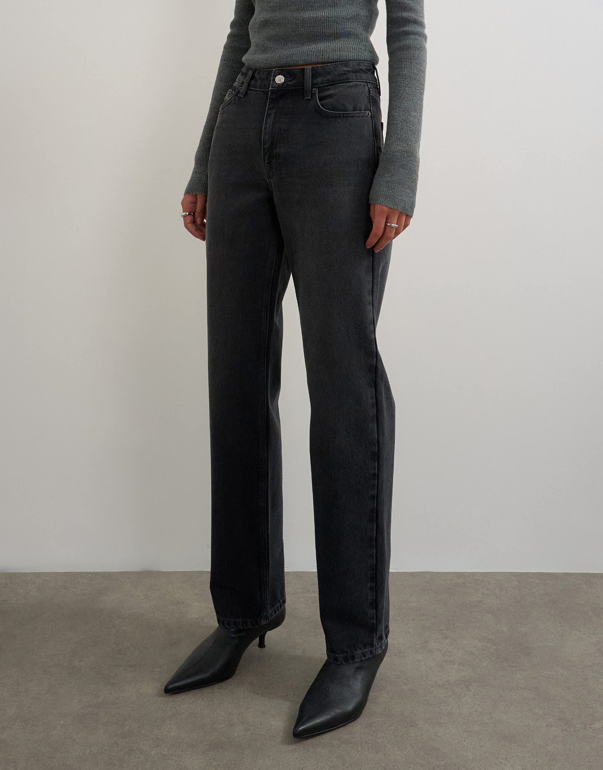 Topshop Vintage straight mid rise jean in washed black