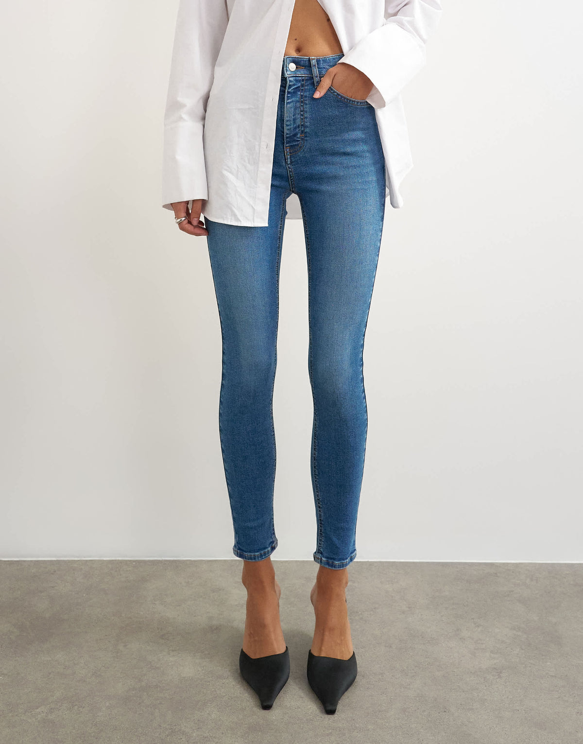Topshop Jamie high rise skinny jean in mid blue