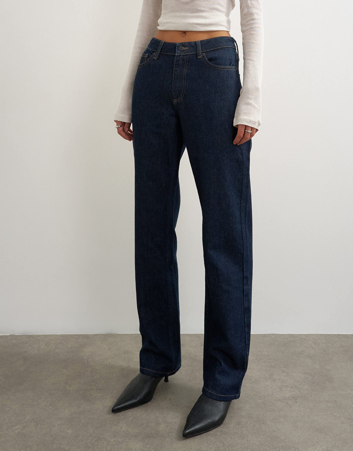 Topshop Vintage straight mid rise jean in rinse indigo