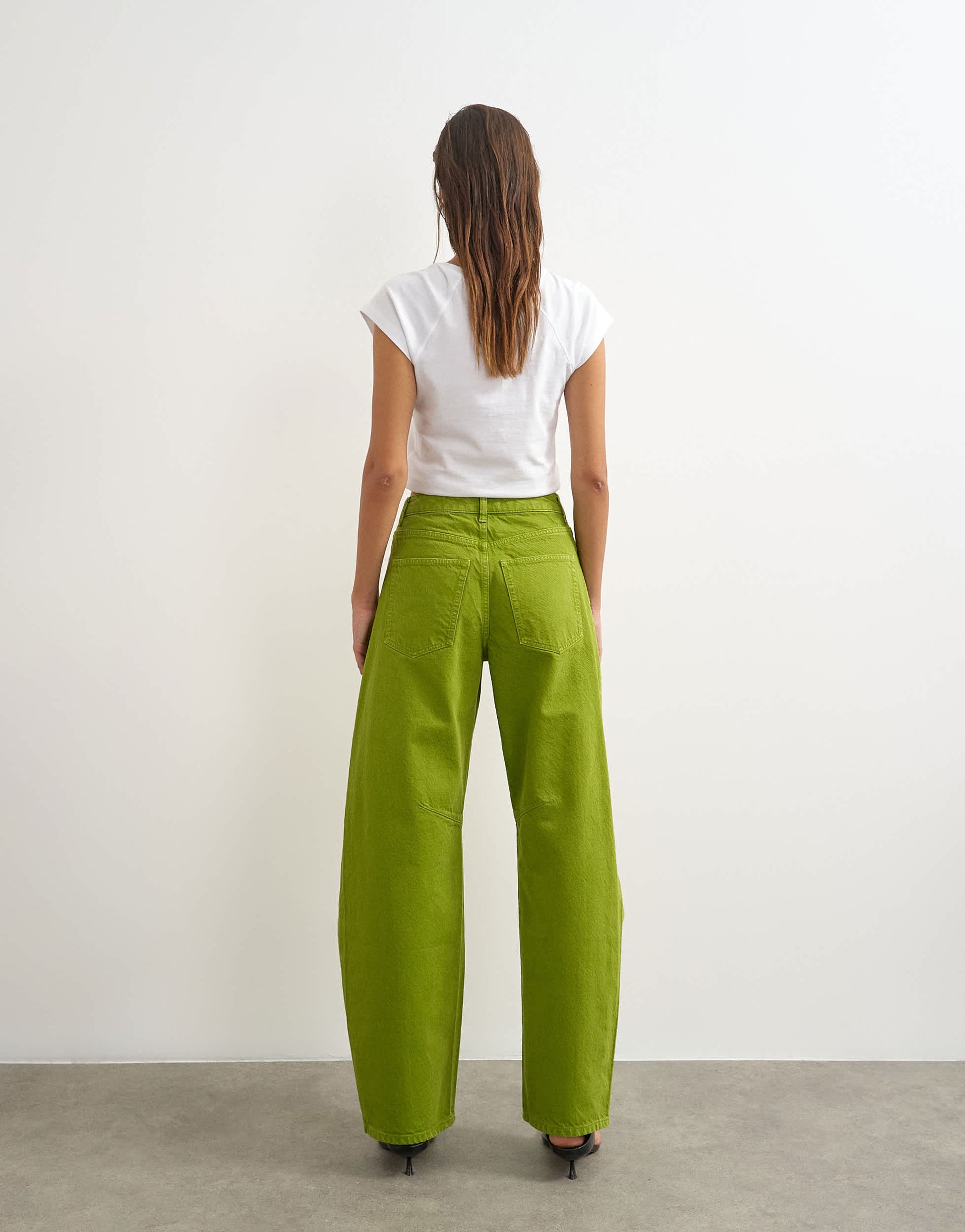 Topshop Barrel mid rise jean in bright olive