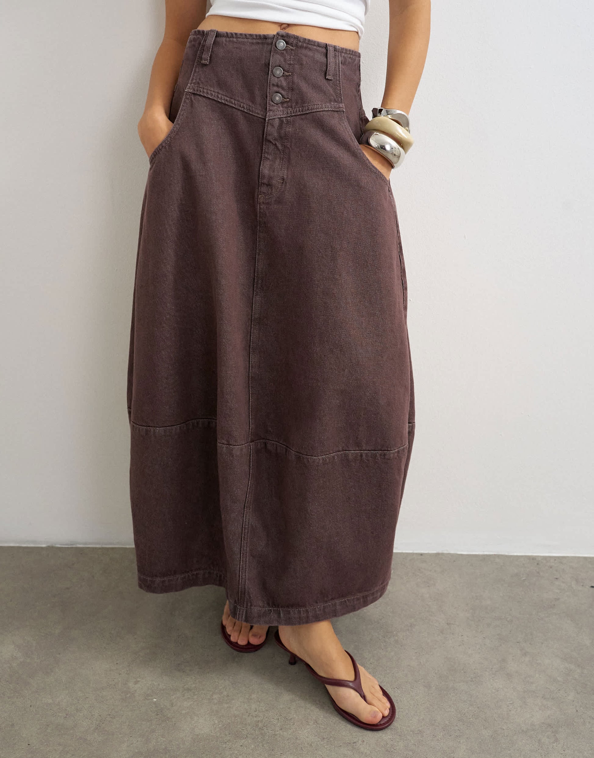 Topshop button front barrel maxi skirt in chocolate