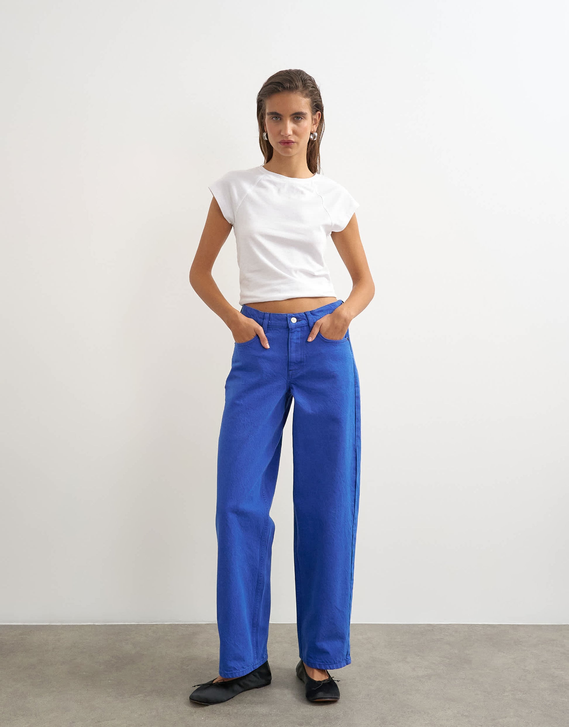 Topshop Cinch low rise relaxed jean in strong blue