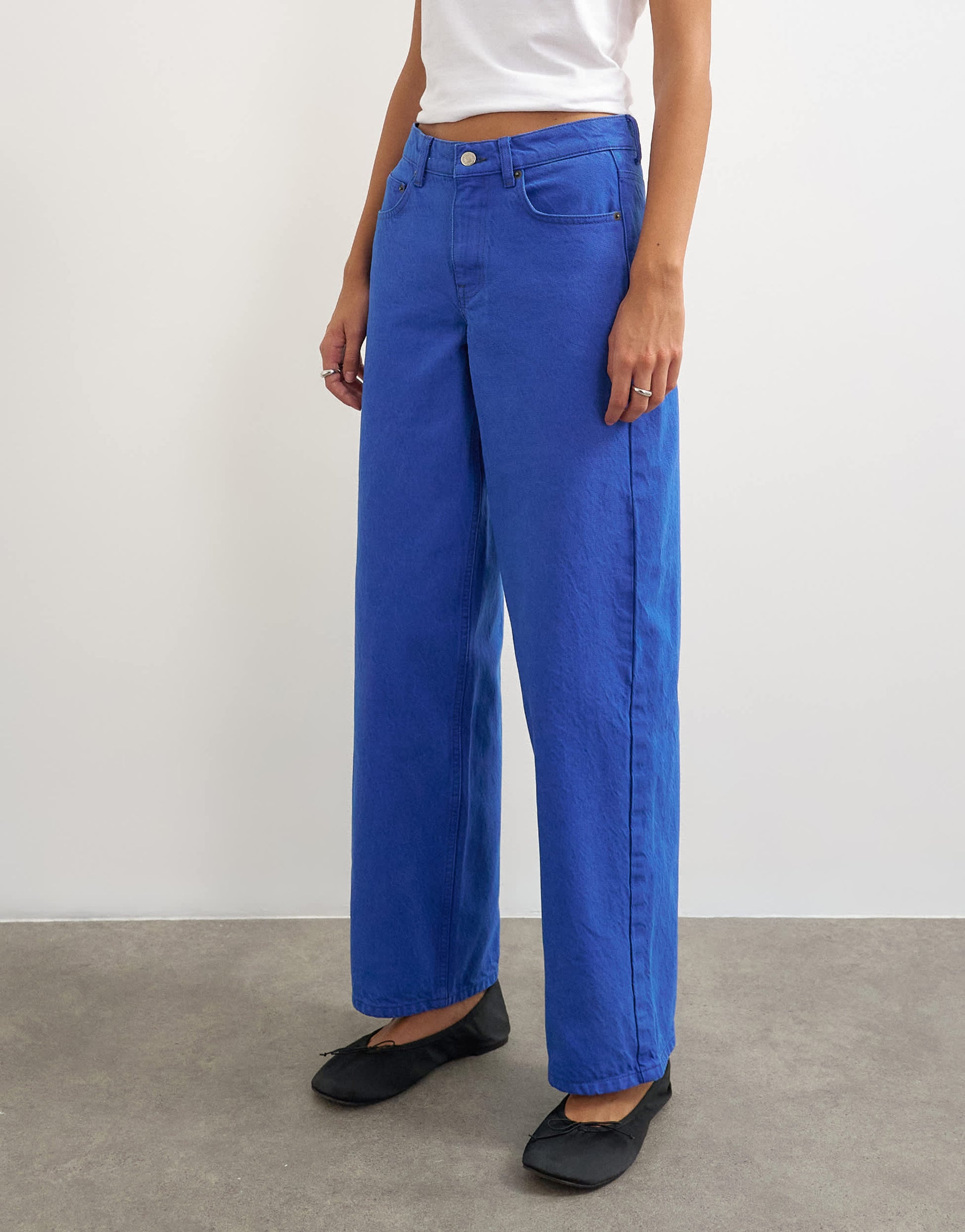 Topshop Cinch low rise relaxed jean in strong blue