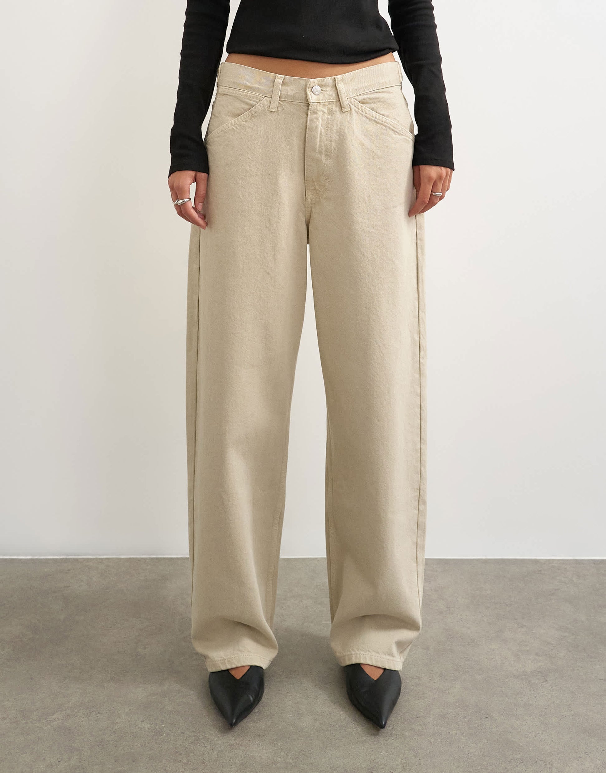 Topshop Dillan Baggy Dad low rise jean in winter oat