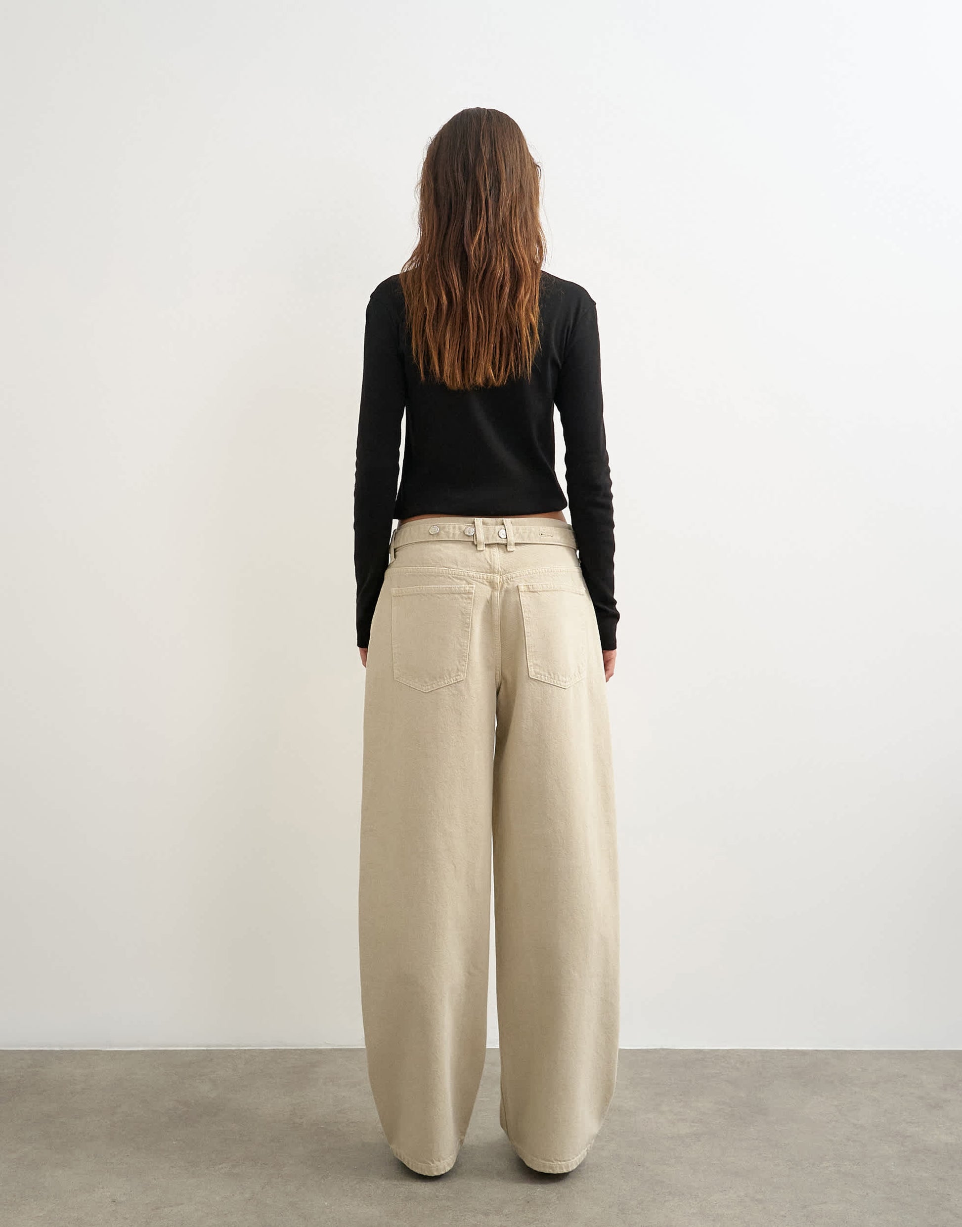 Topshop Dillan Baggy Dad low rise jean in winter oat