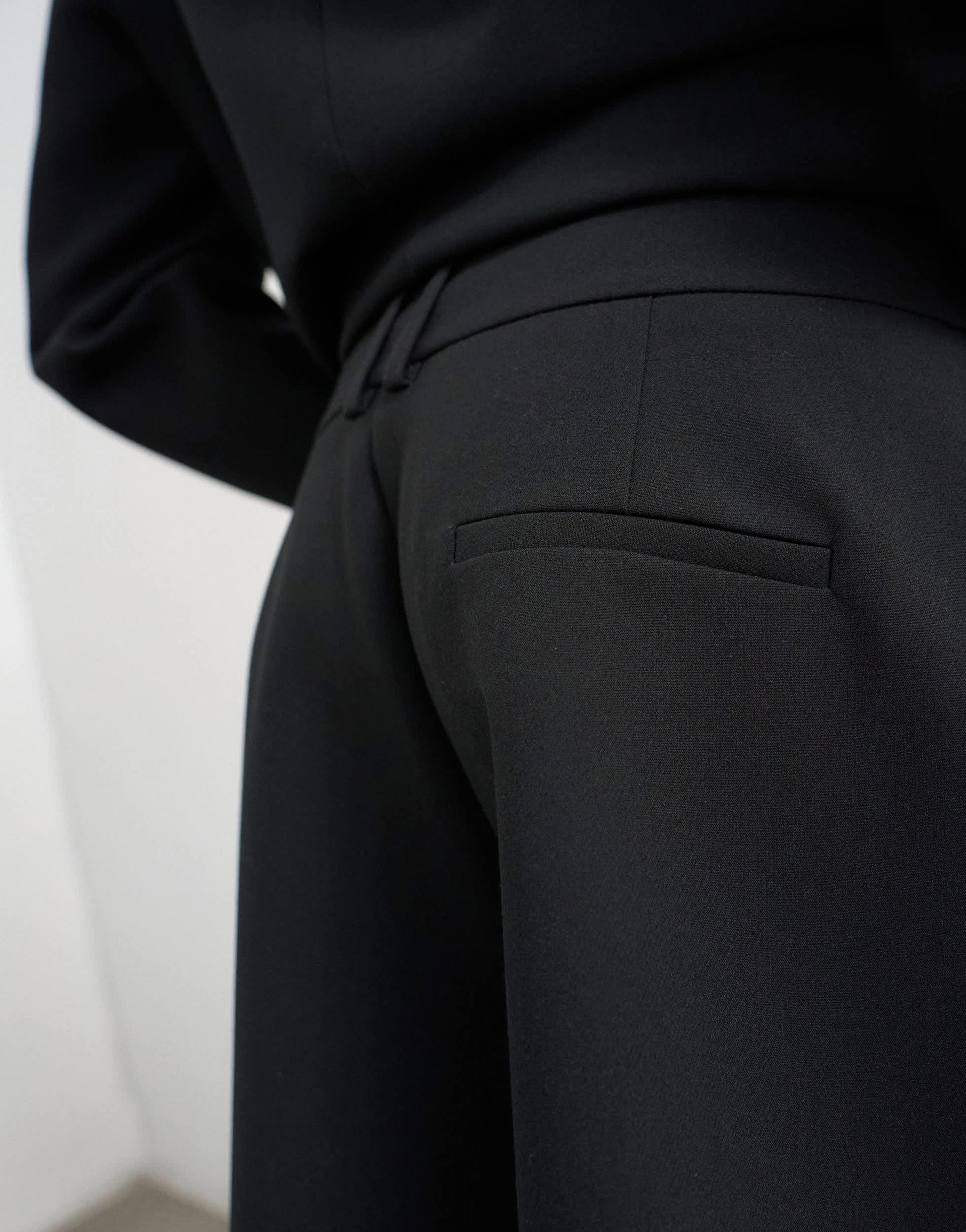 Topshop longline tailored bermuda short in black