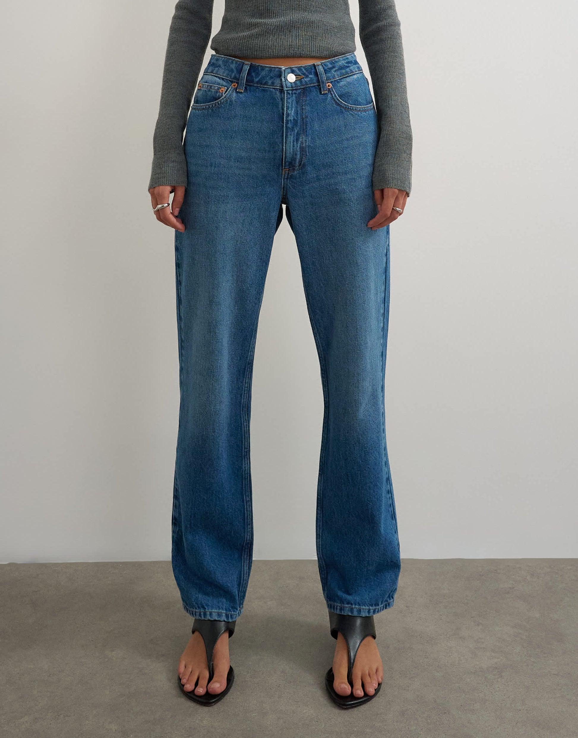 Topshop Vintage straight mid rise jean in mid blue