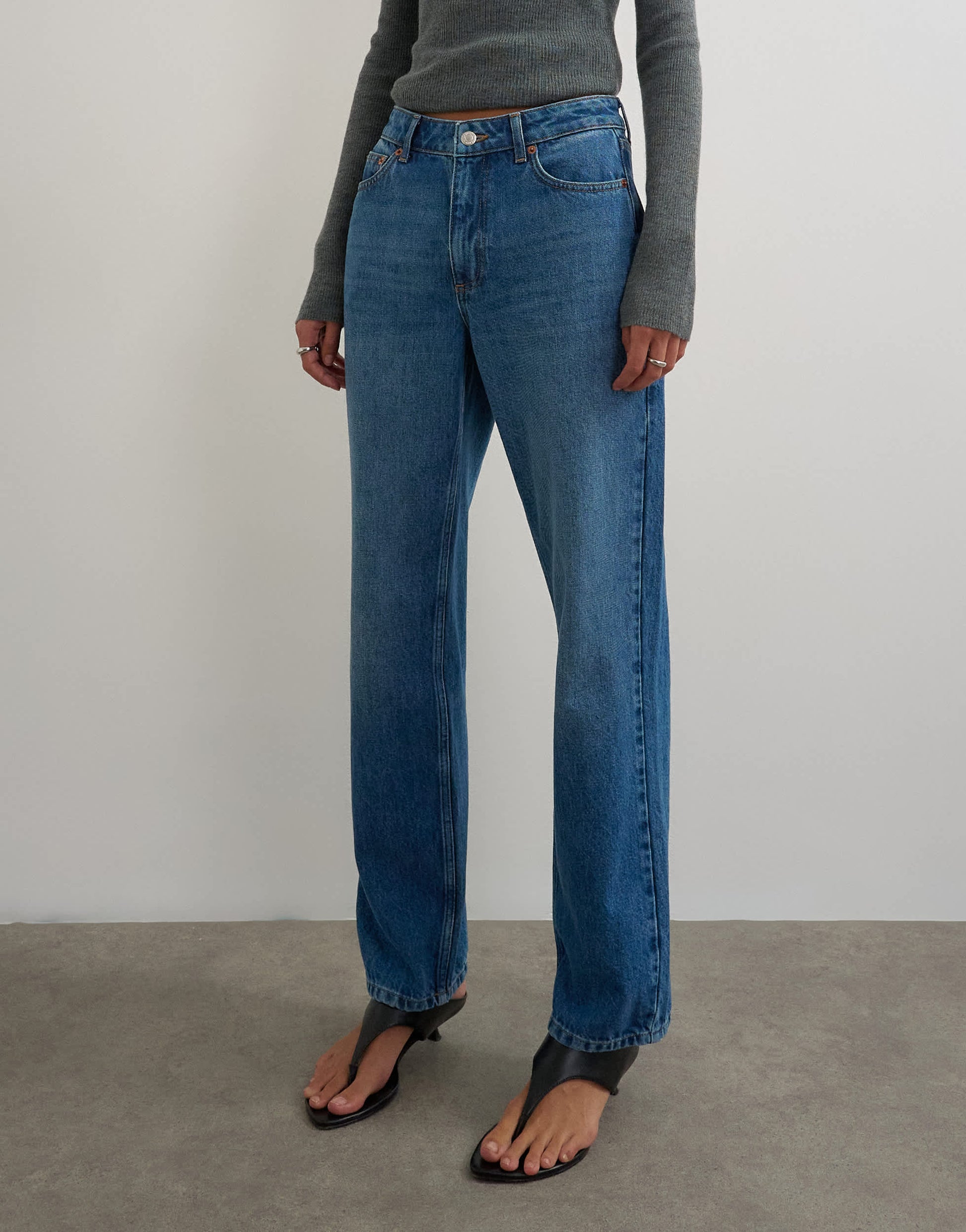 Topshop Vintage straight mid rise jean in mid blue