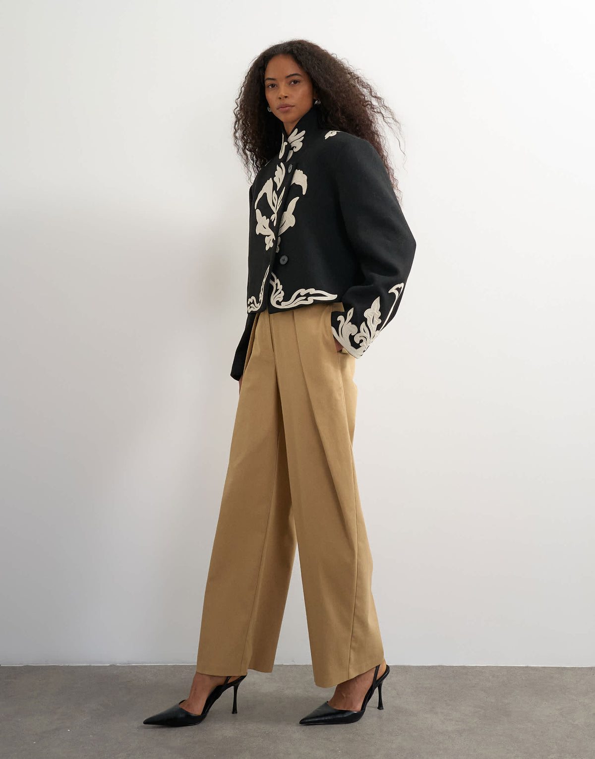 Topshop pleat barrel trouser in beige