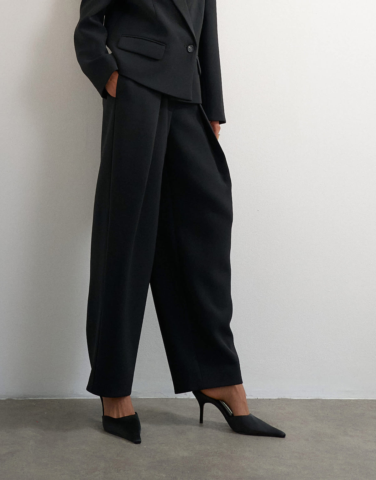 Topshop front pleat wide leg trouser in black