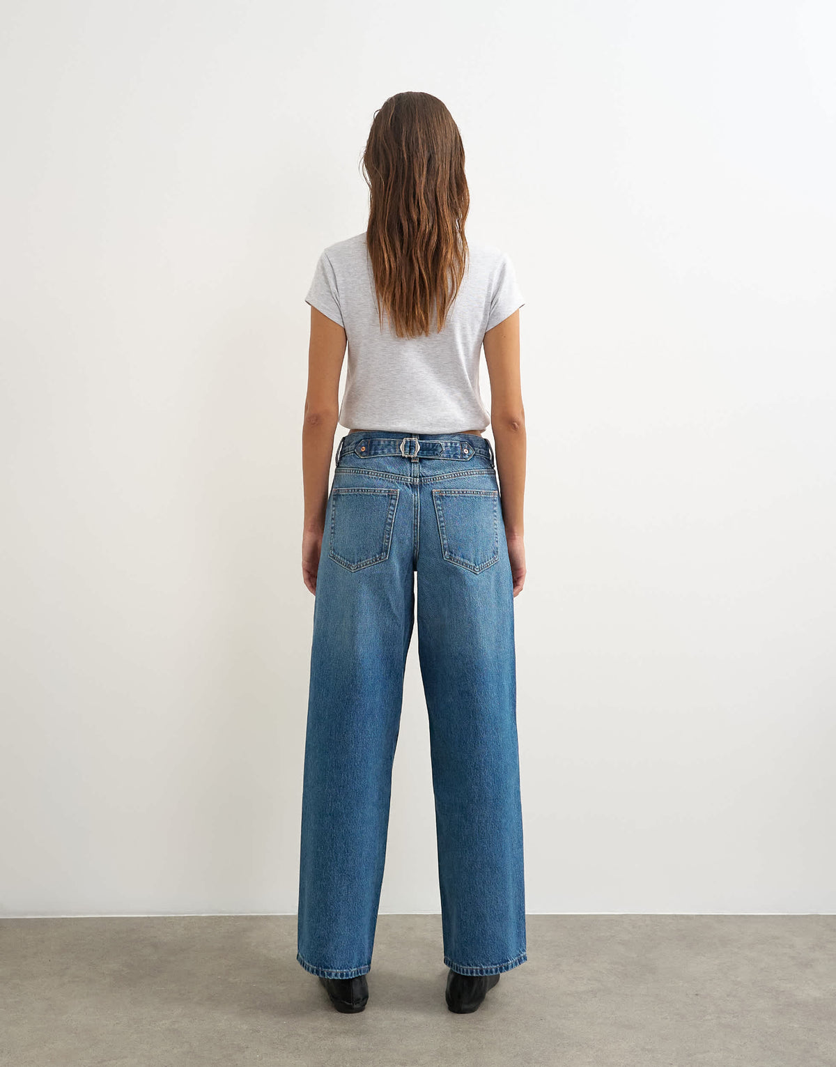 Topshop Cinch low rise relaxed jean in mid blue