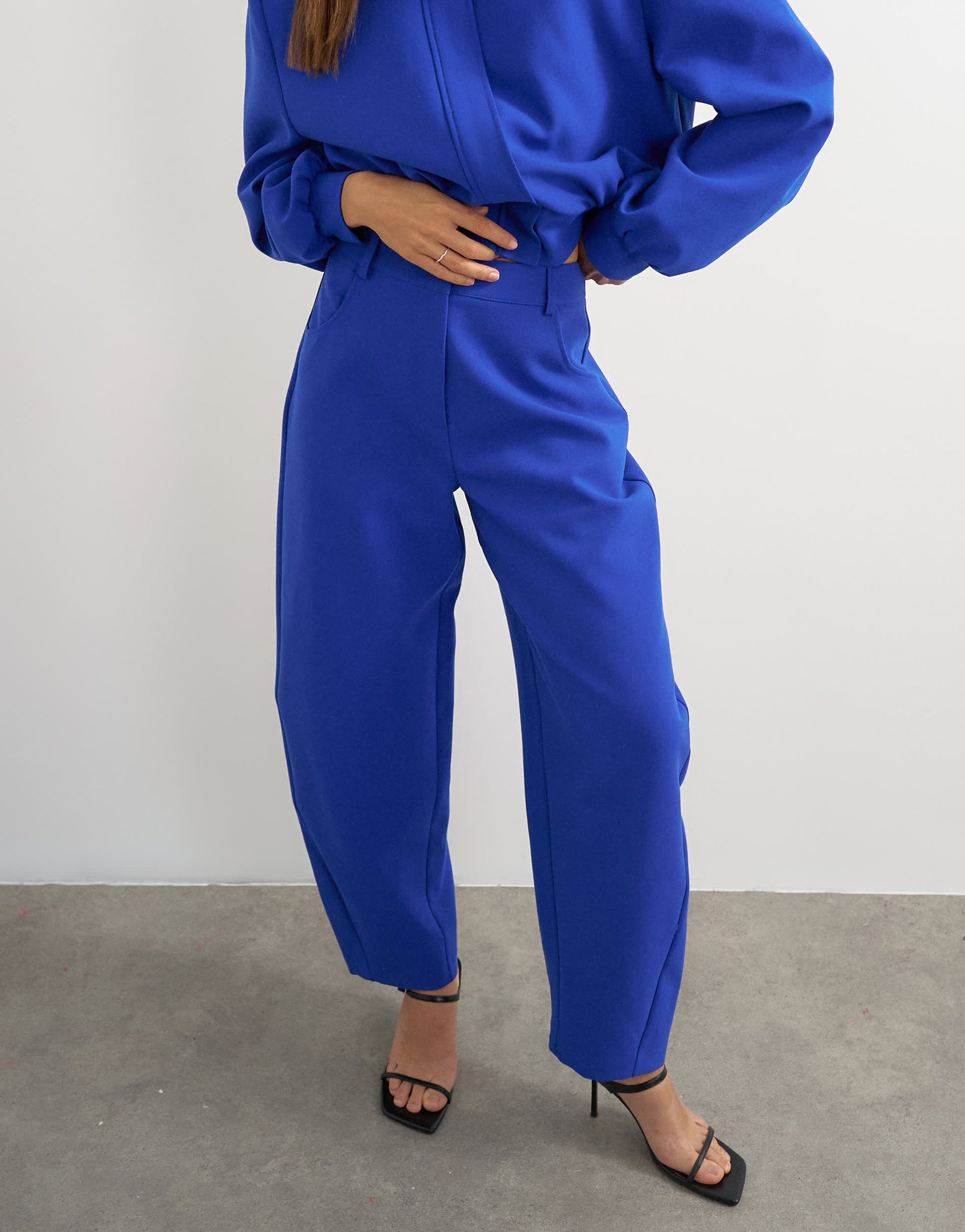 Topshop tailored bubble barrel leg trouser in blue