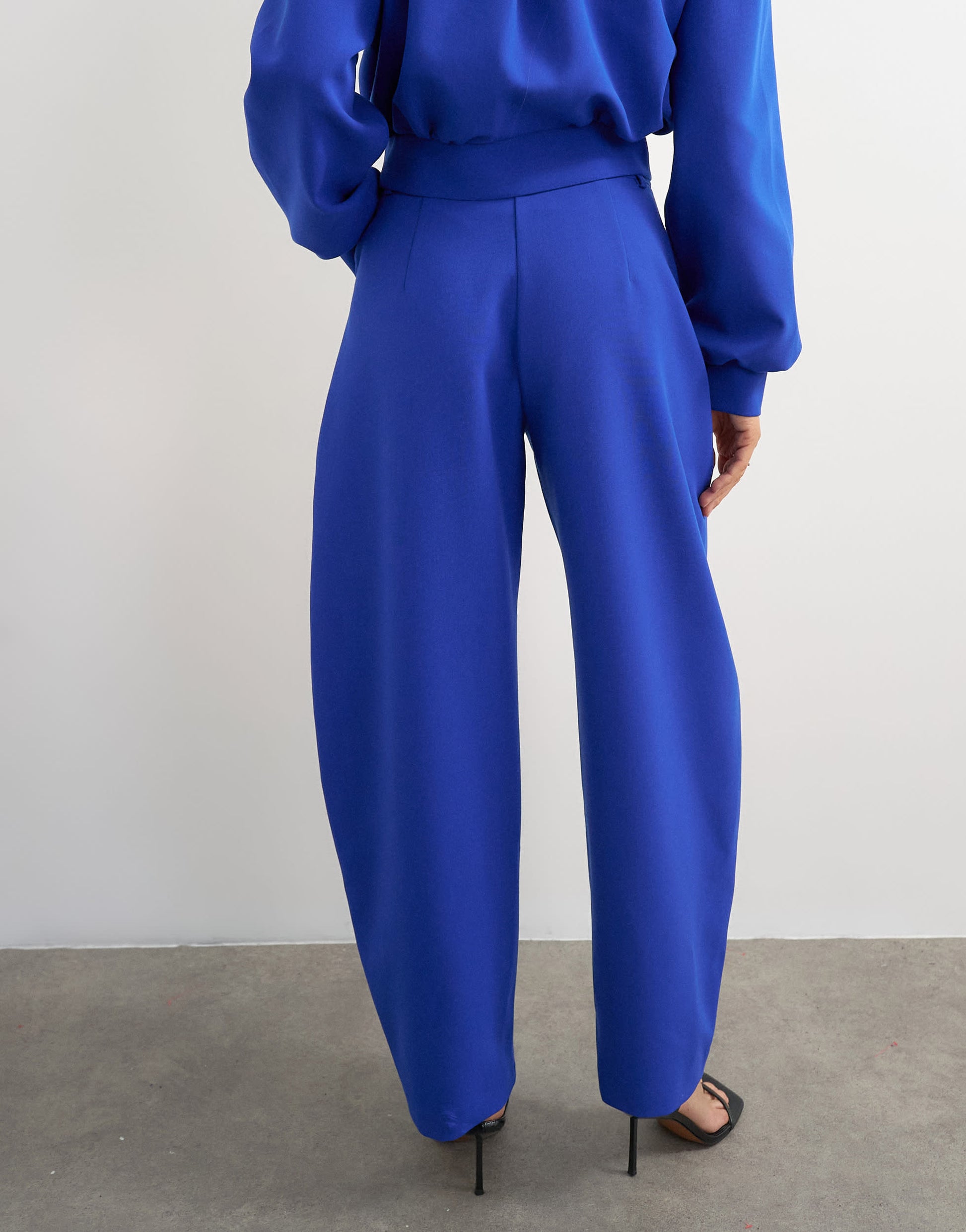 Topshop tailored bubble barrel leg trouser in blue