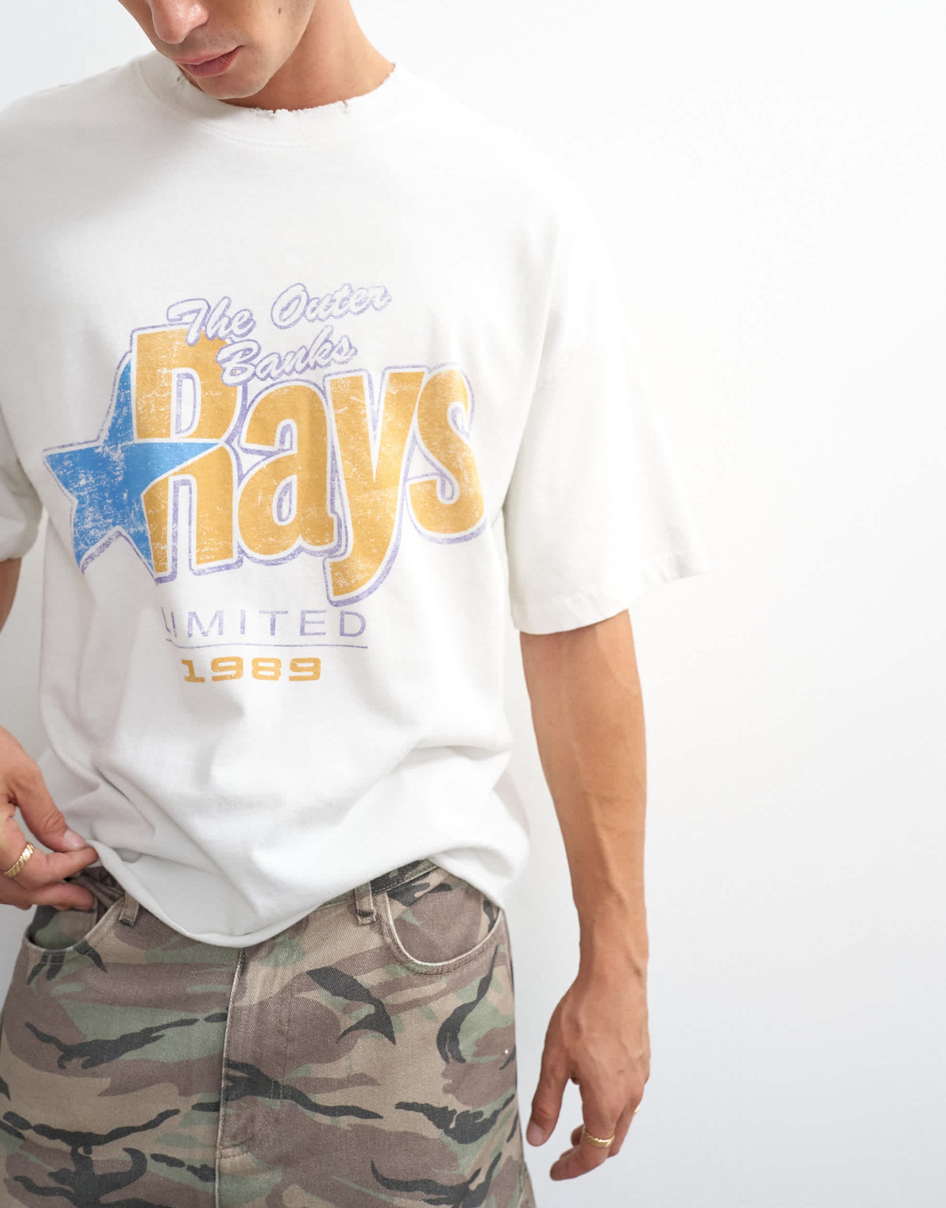 Topman relaxed crop fit vintage rays print t-shirt with distressing in ecru