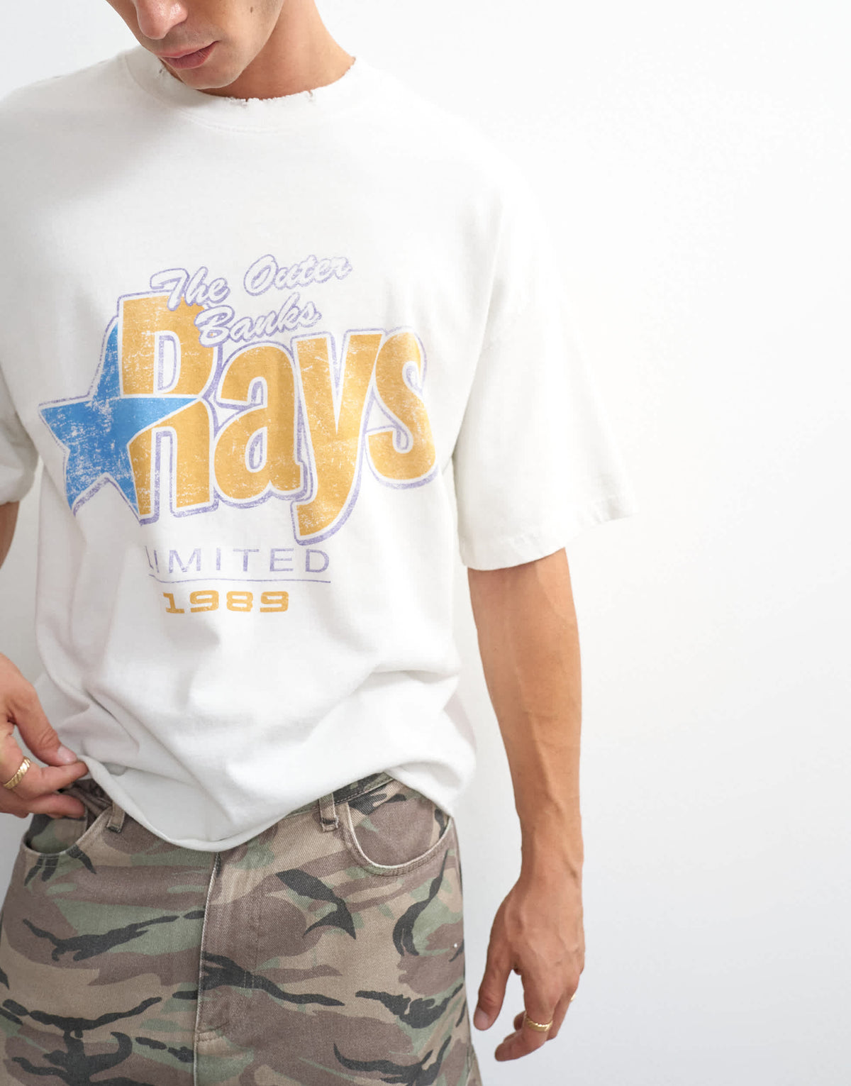 Topman relaxed fit crop vintage rays print t-shirt with distressing in ivory