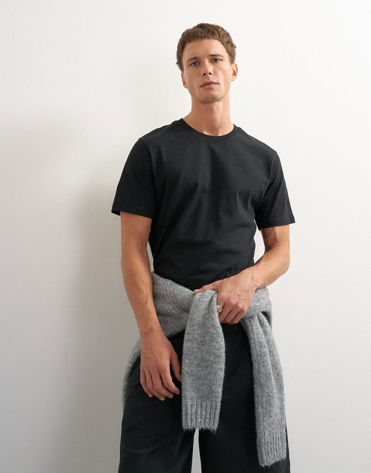 Topman classic fit crop t-shirt in black