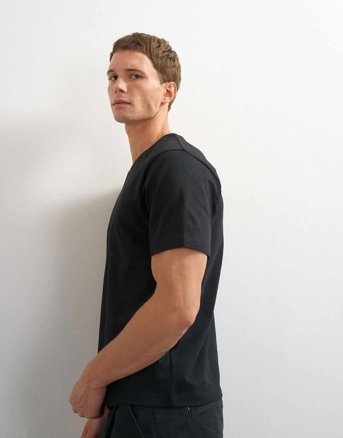 Topman classic fit crop t-shirt in black