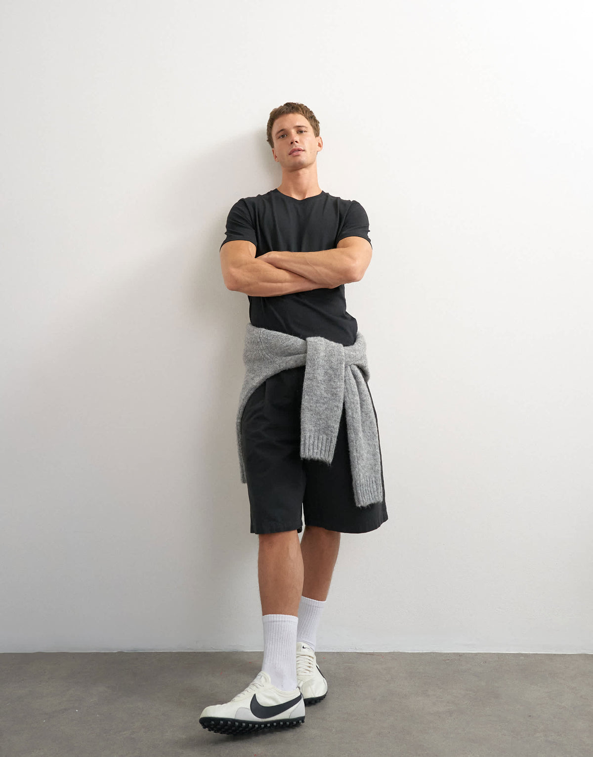 Topman classic fit crop t-shirt in black