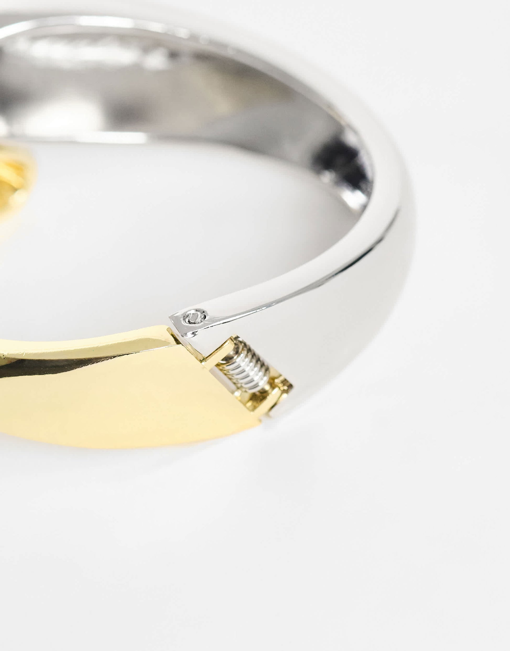 Topshop Betsy two tone bangle in silver and gold