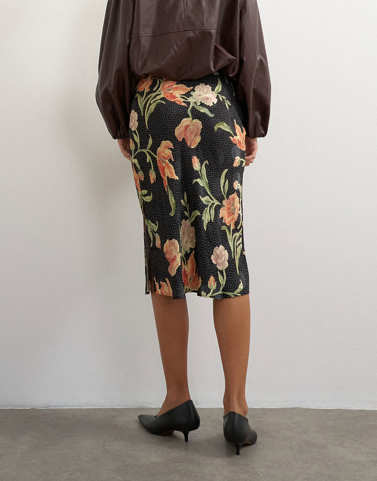 Topshop jacquard 90s length skirt in spot floral print