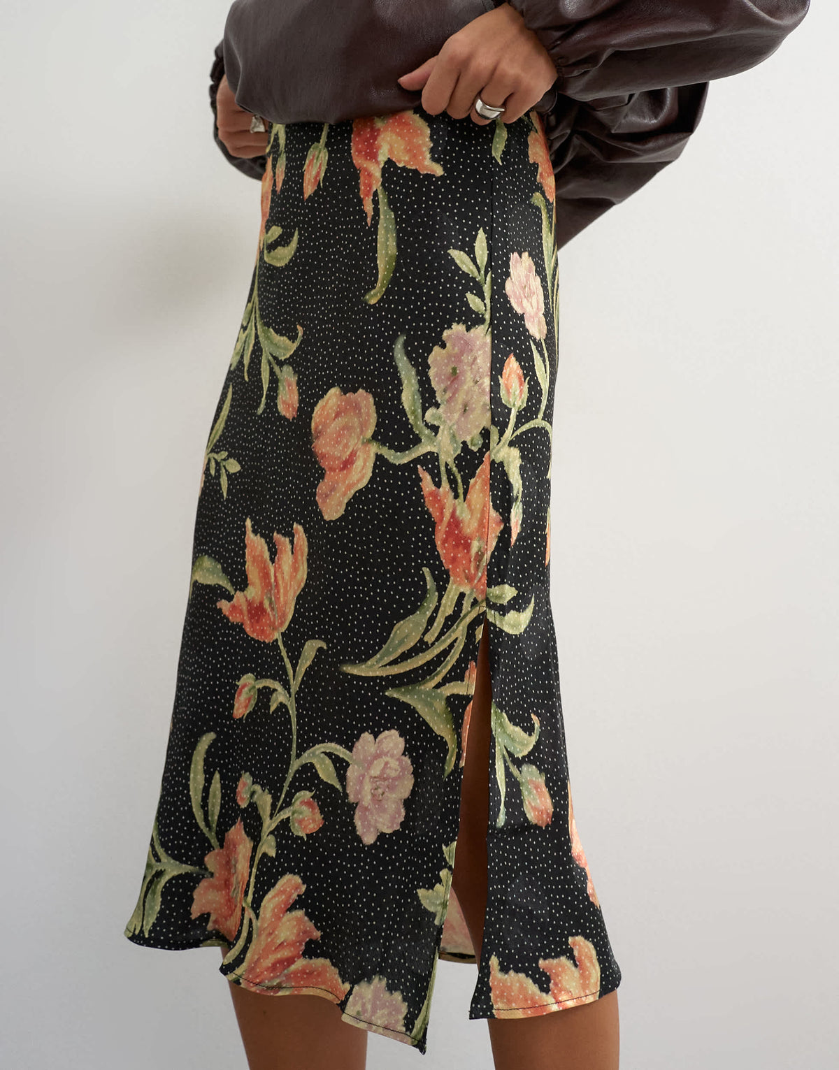Topshop jacquard 90s length skirt in spot floral print
