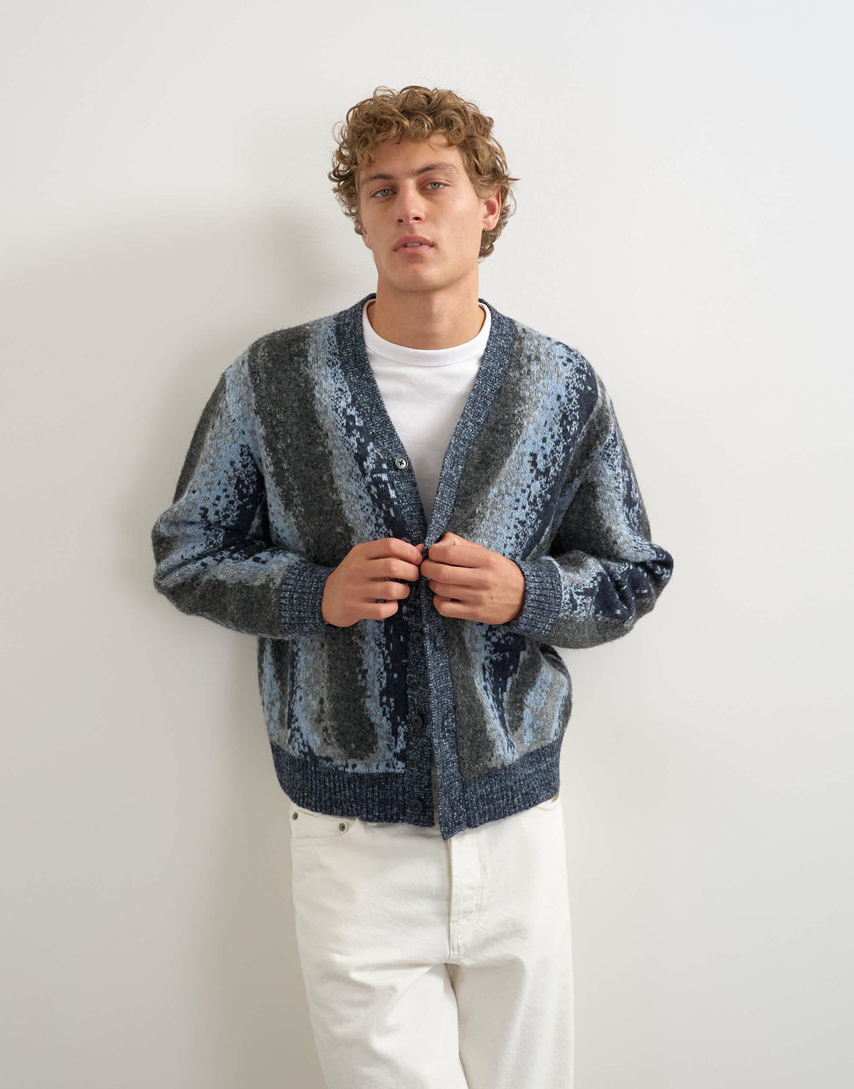 Topman relaxed fit abstract stripe knitted cardigan in dark grey