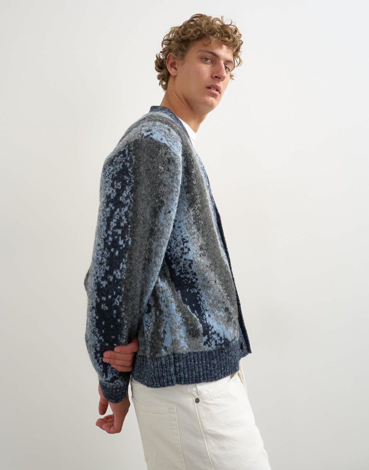 Topman relaxed fit abstract stripe knitted cardigan in dark grey