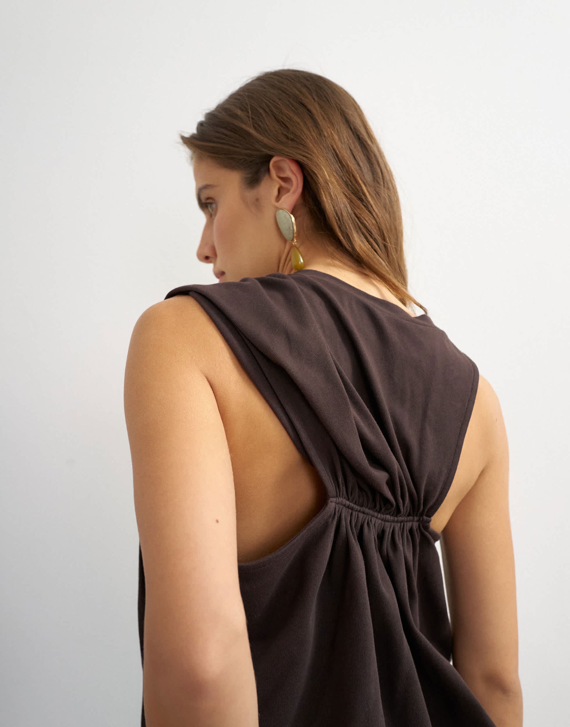 Topshop asymmetric ruched back tee in chocolate