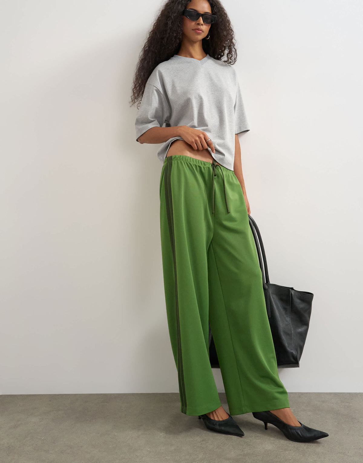 Topshop straight awkward length striped detail bottoms in green