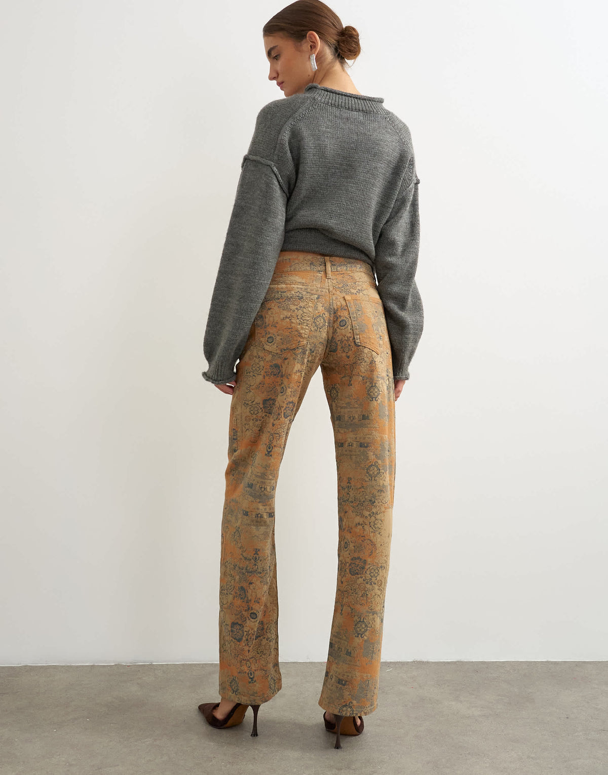 Topshop Ember low rise straight jean in jacquard