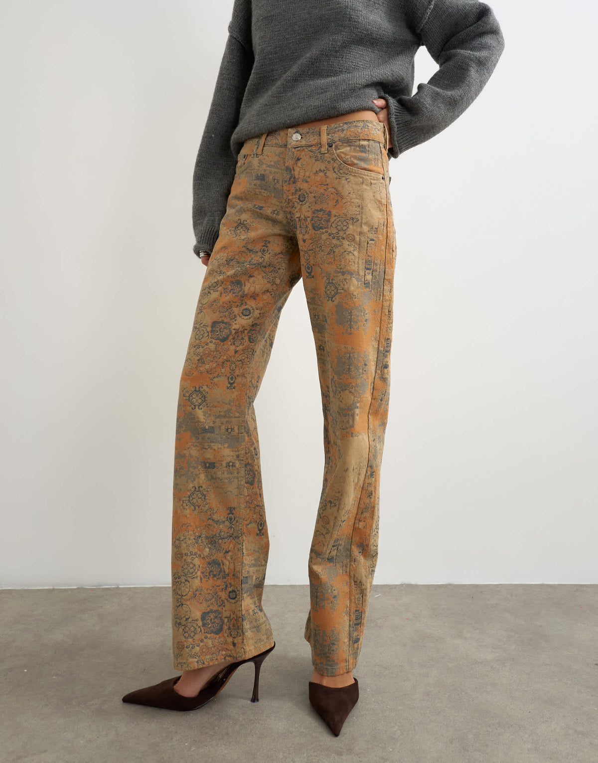 Topshop Ember low rise straight jean in jacquard