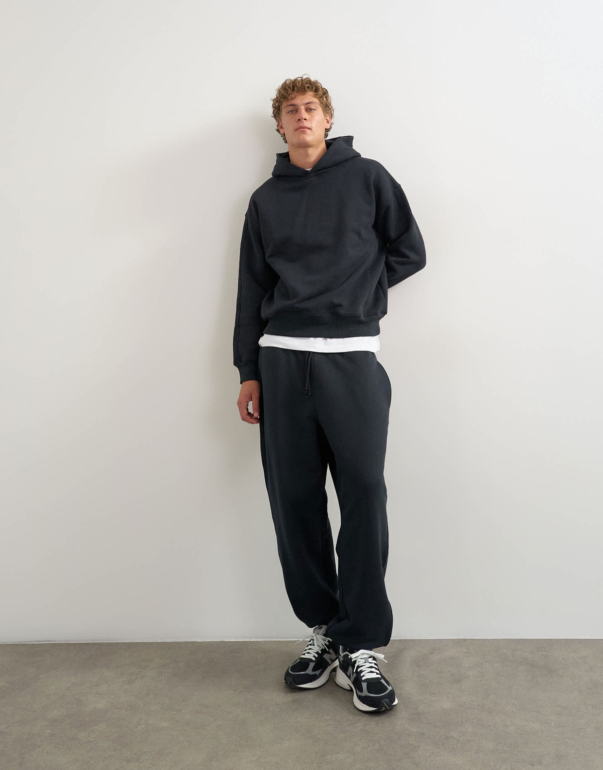 Topman heavyweight baggy fit cuffed jogger in black