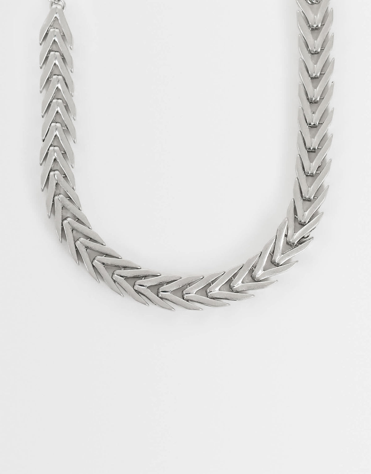 Topshop Molly collar length arrow necklace in silver