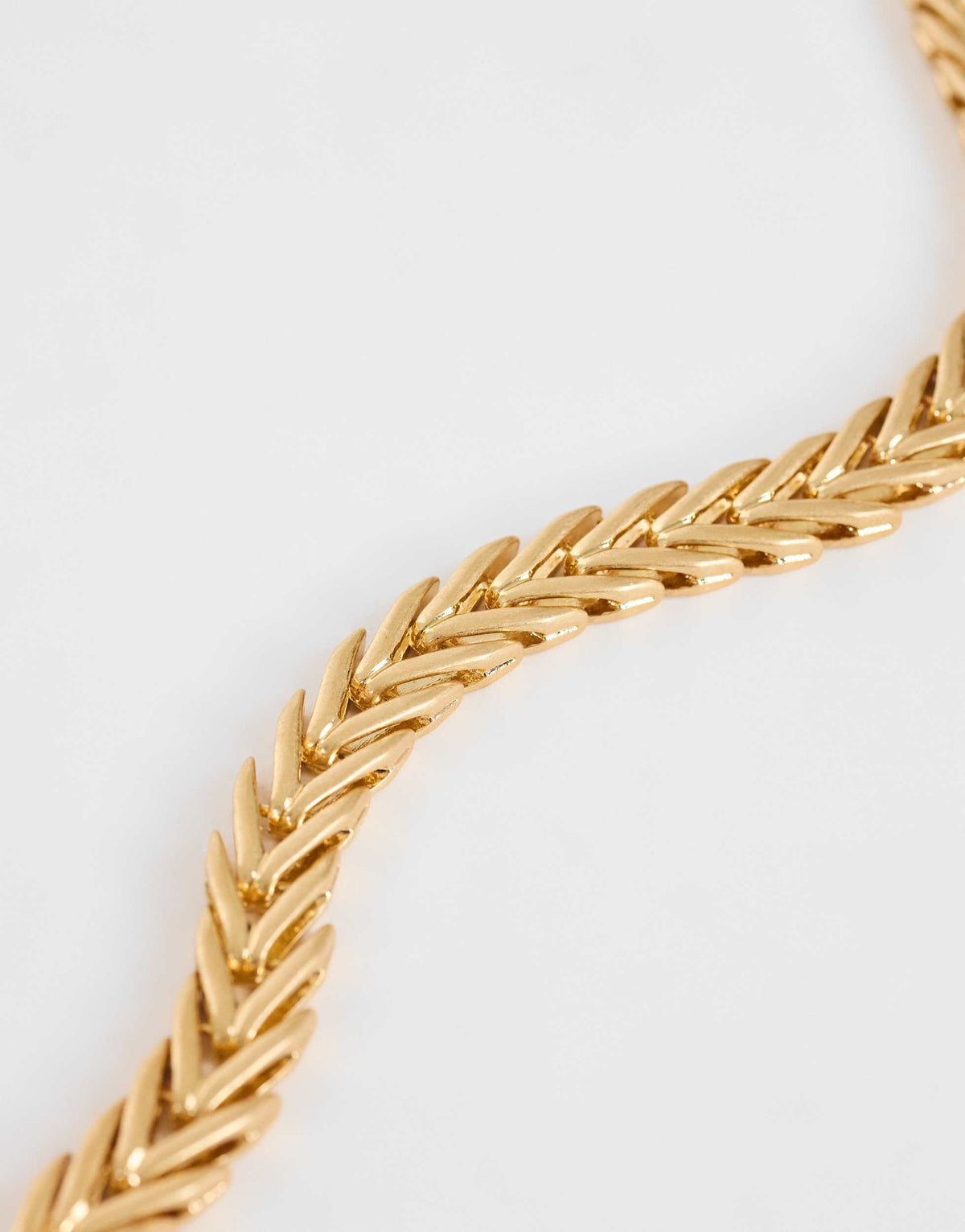 Topshop Molly collar length arrow necklace in gold