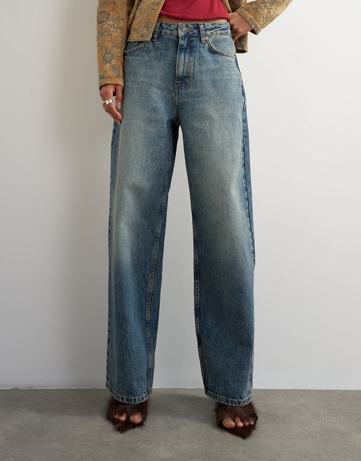 Topshop low rise baggy boyfriend jean in mid blue