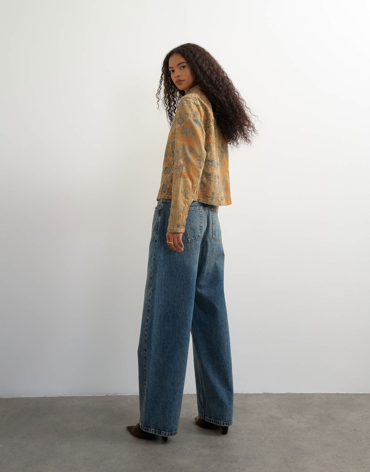 Topshop low rise baggy boyfriend jean in mid blue