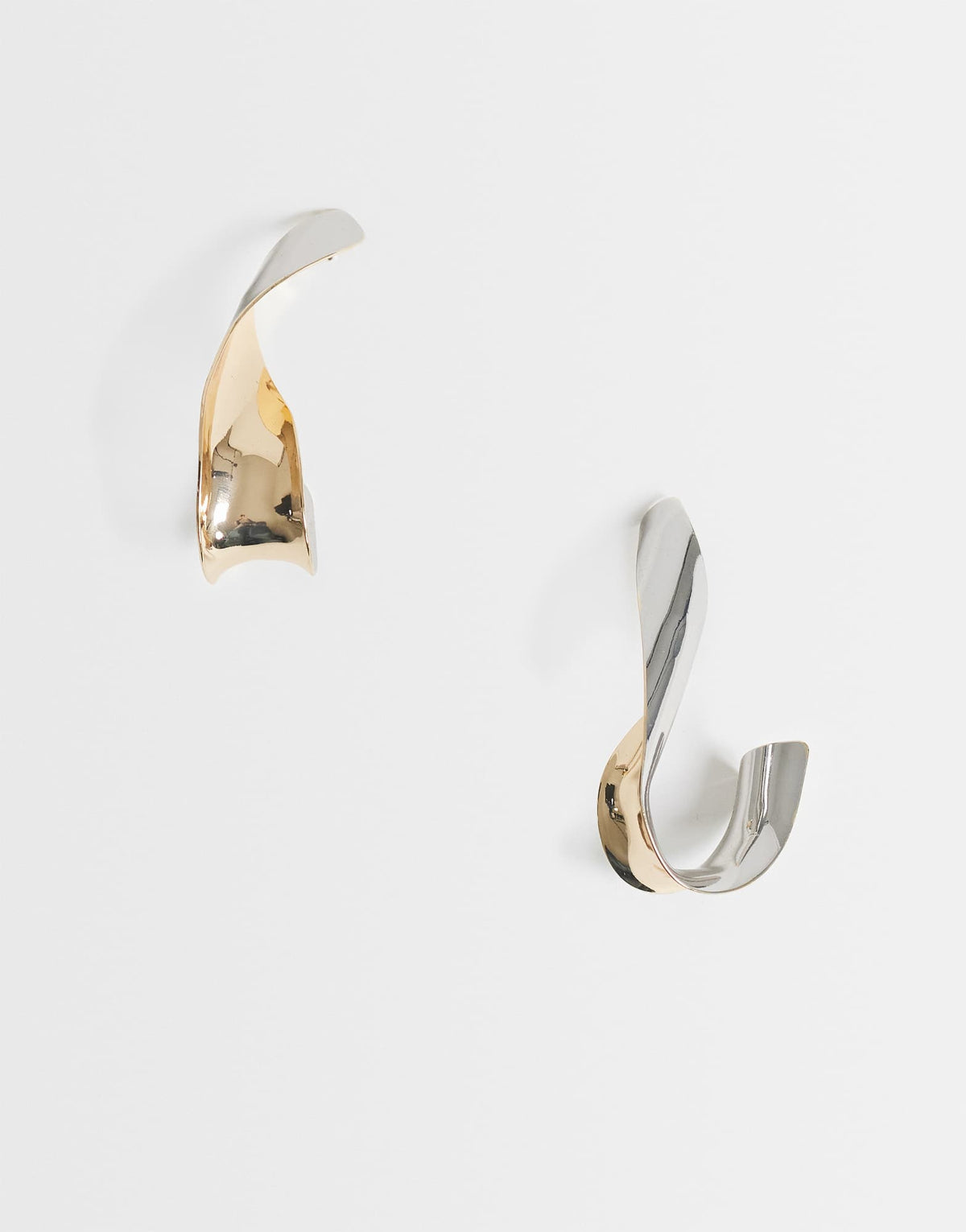 Topshop Freyja twisted earring in gold and silver