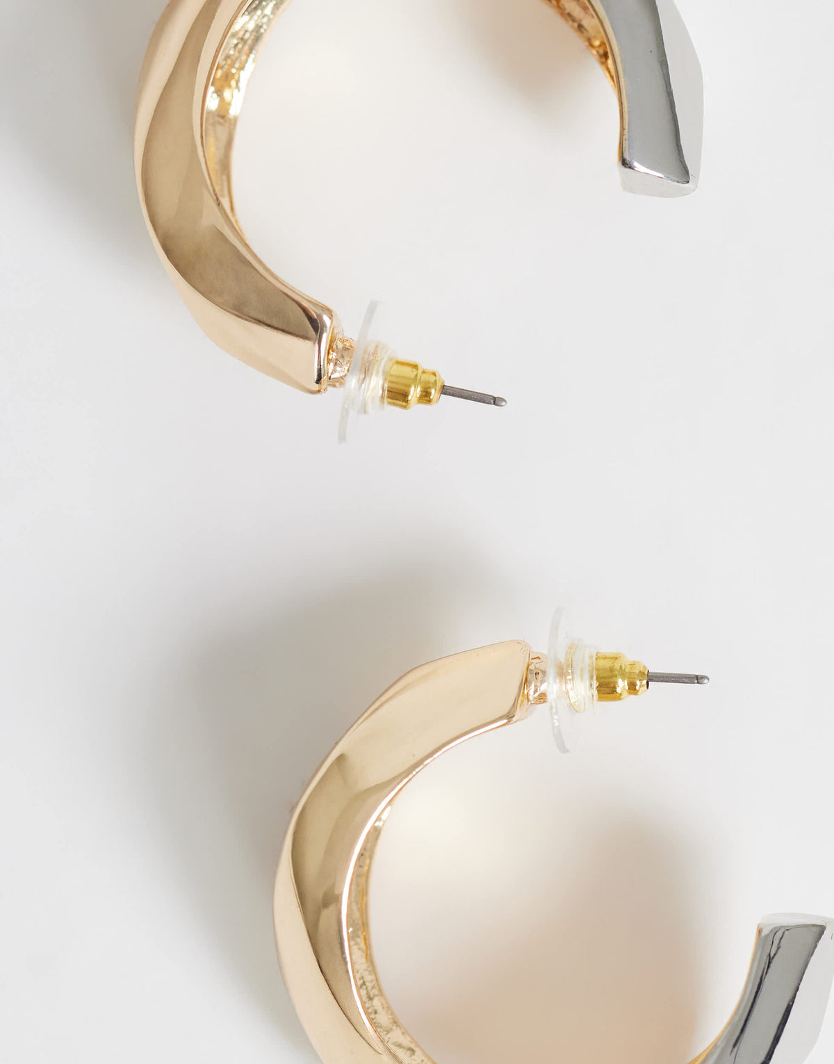 Topshop Foster two tone hoop earring in gold and silver