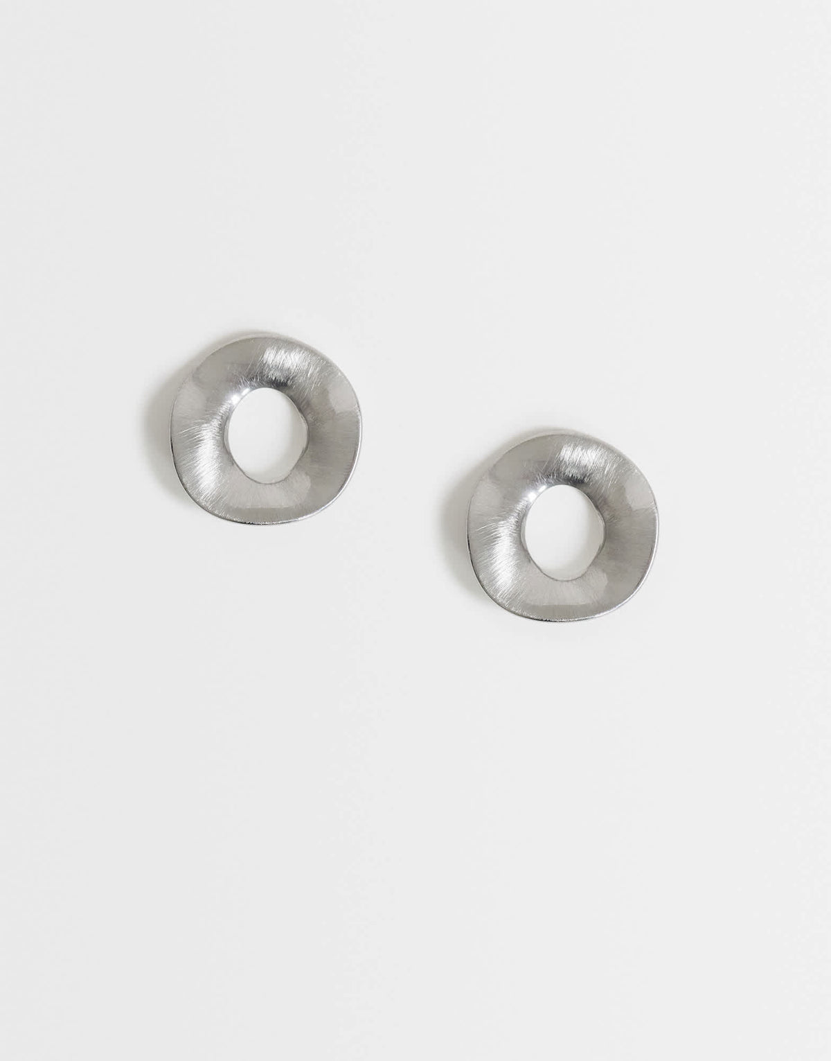 Topshop Francis waterproof stainless steel round earrings in silver brushed