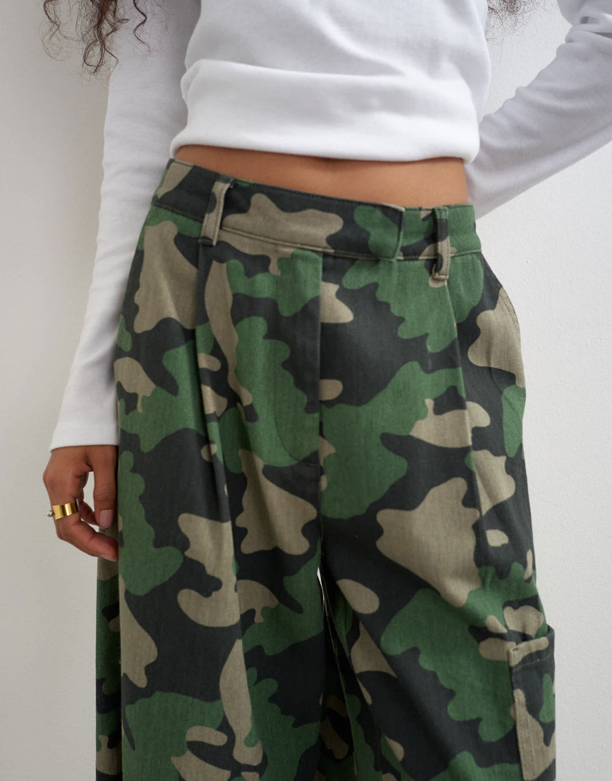 Topshop longline cargo short in camo