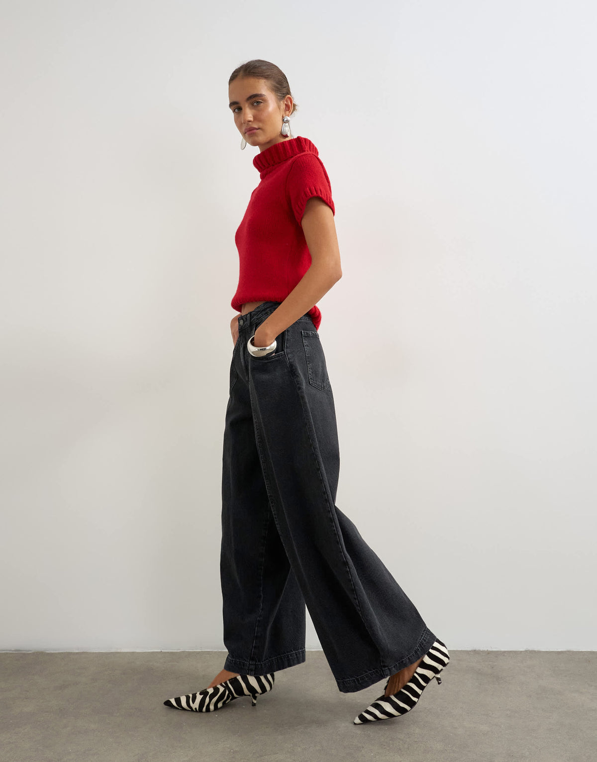 Topshop Harper baggy barrel jean in washed black