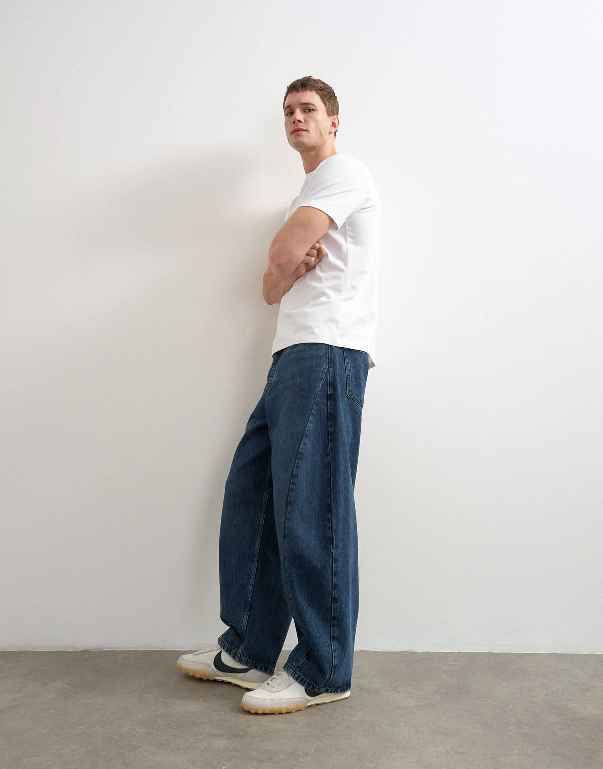 Topman rigid barrel fit jean in ink wash blue