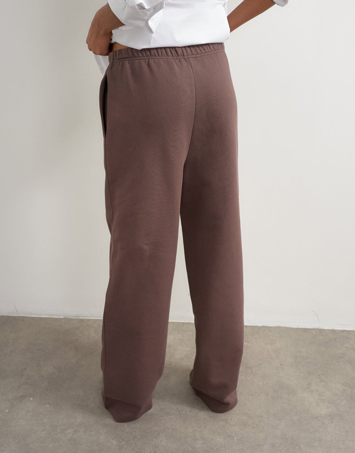Topshop thin waistband straight leg joggers in mocha