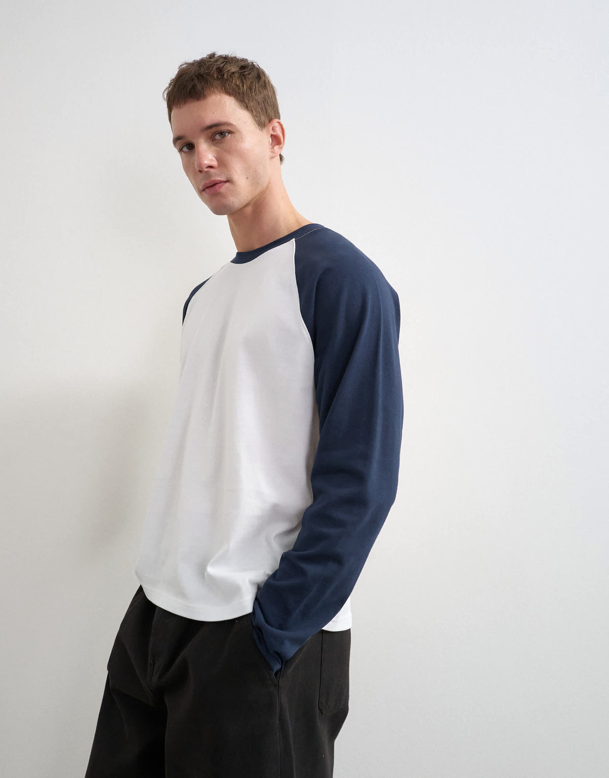 Topman relaxed fit crop long sleeve raglan t-shirt in navy & white