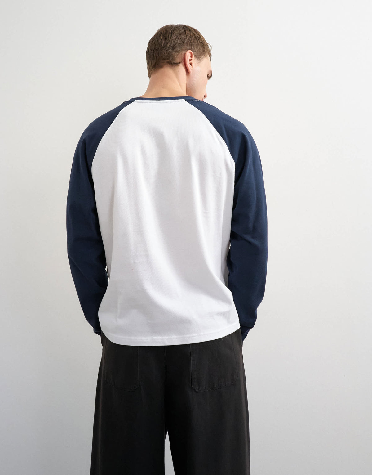 Topman relaxed fit crop long sleeve raglan t-shirt in navy & white