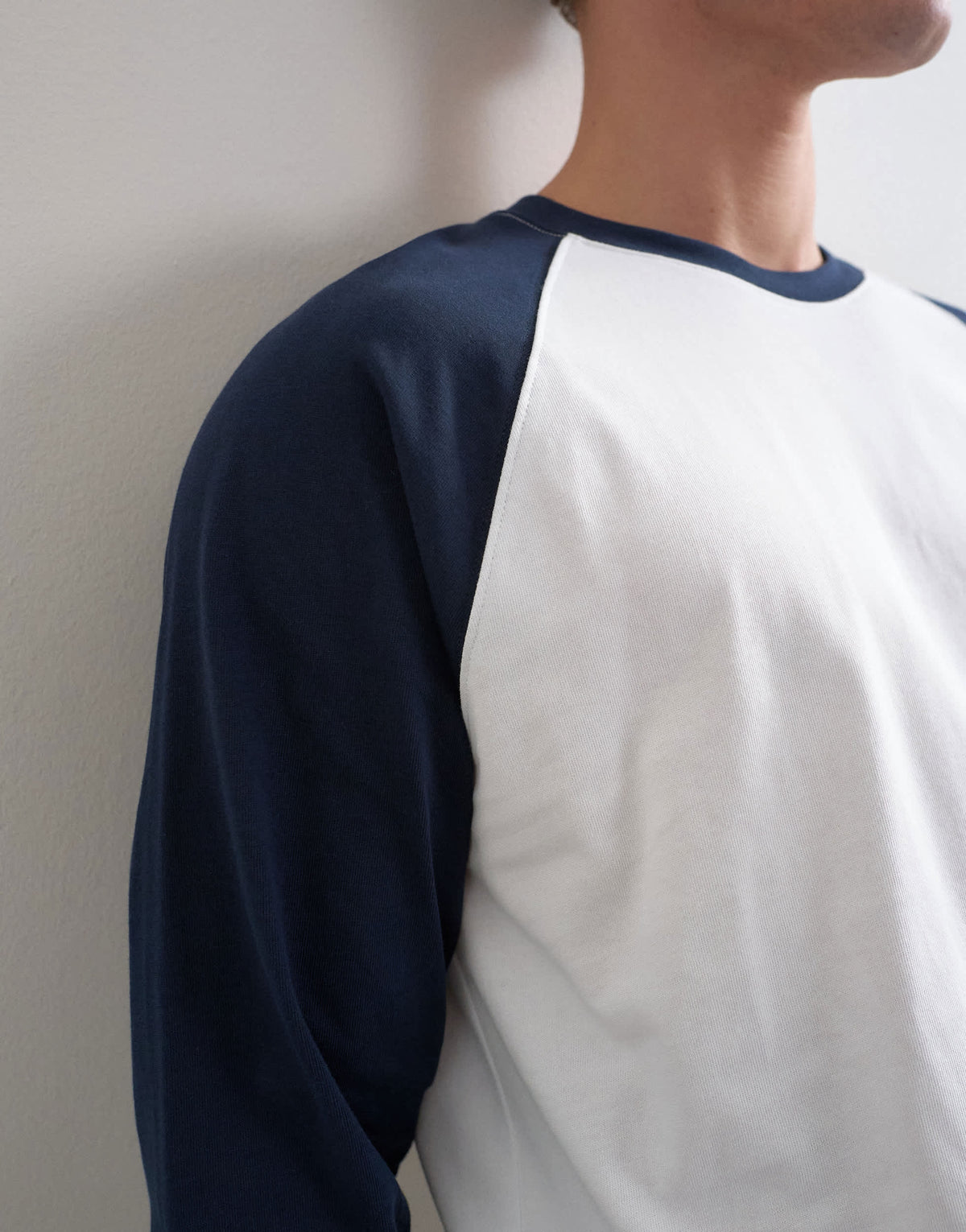 Topman relaxed fit crop long sleeve raglan t-shirt in navy & white