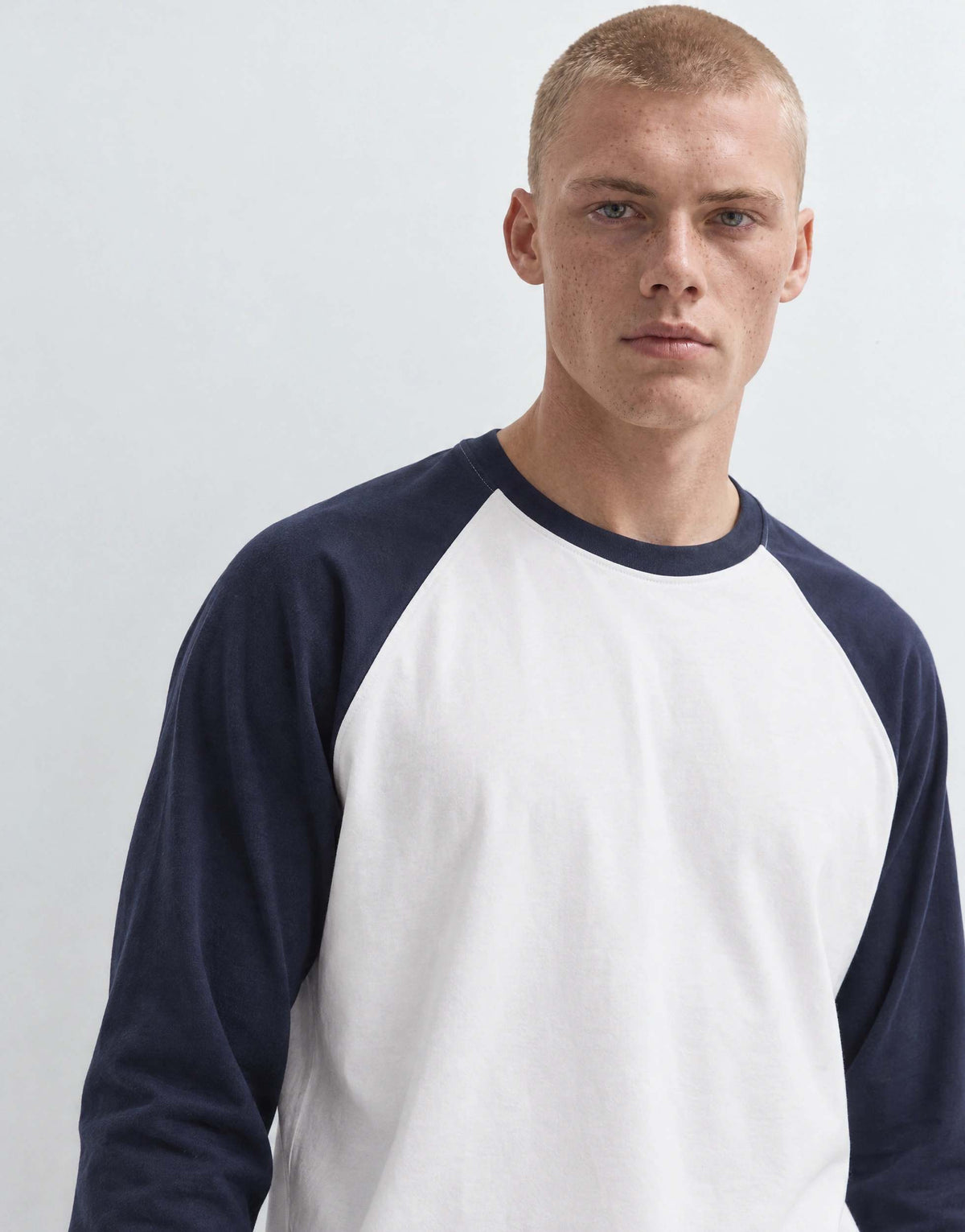 Topman relaxed fit crop long sleeve raglan t-shirt in navy & white
