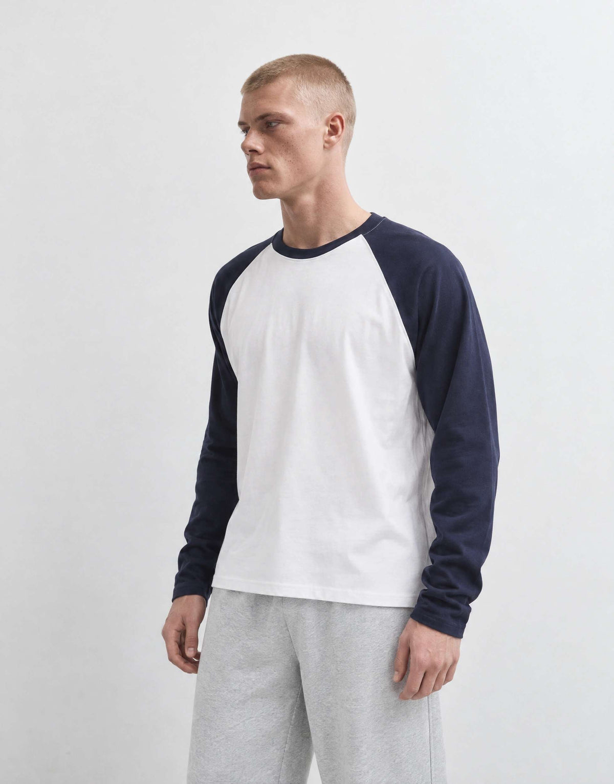 Topman relaxed fit crop long sleeve raglan t-shirt in navy & white
